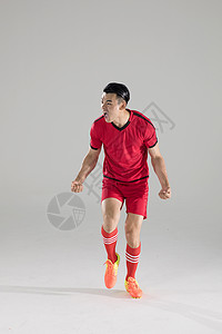 记者：巴萨19岁青训中场马奎斯今日参加一线队训练