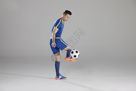 西媒：皇马决不允许维尼修斯免签离队！未来几个月不续约就果断卖