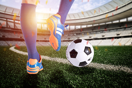 有温度！比赛结束第一时间，主裁马宁安慰南通最后一罚失点的球员