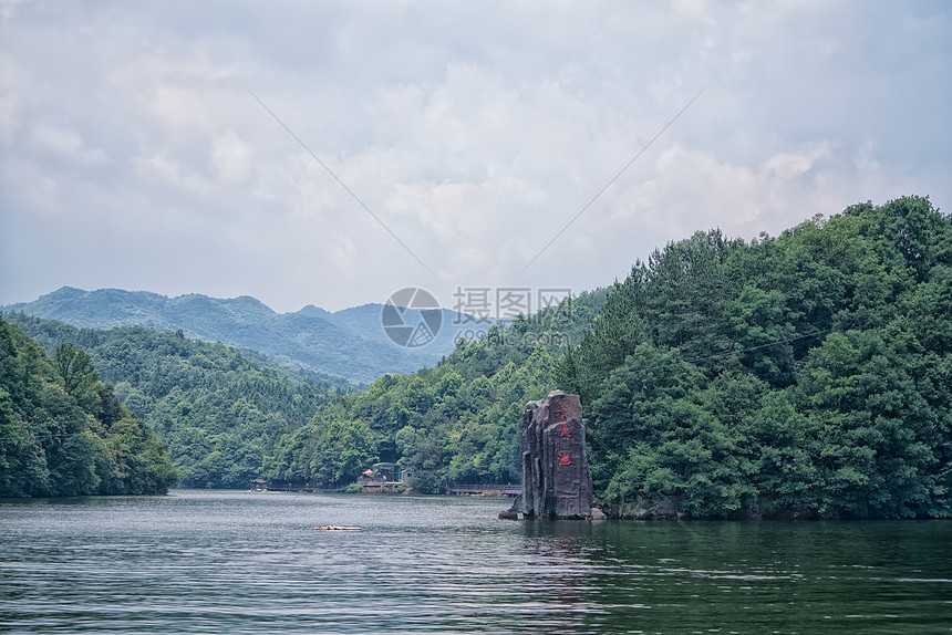 武汉木兰天池湖景图片