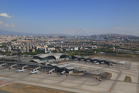 乌鲁木齐机场鸟瞰背景图片
