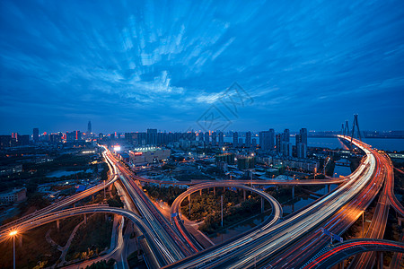 路灯街景武汉二七长江大桥道路车流背景