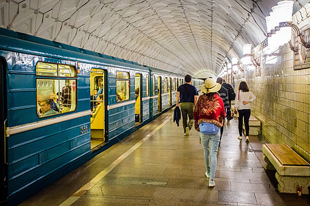 俄罗斯莫斯科地铁背景图片
