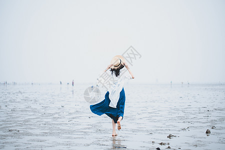 女生背影头像海滩女神背景