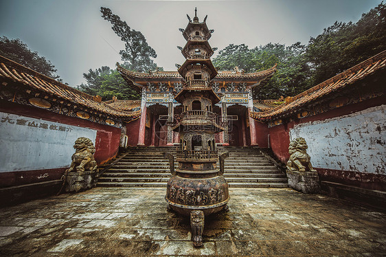 九宫山沧桑古朴的道教寺庙