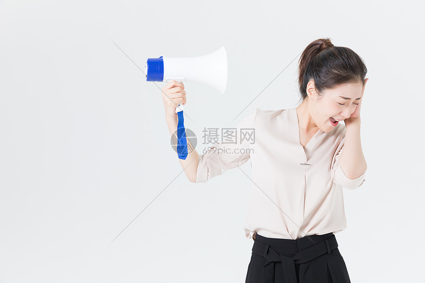 商务女性拒绝喇叭噪音图片