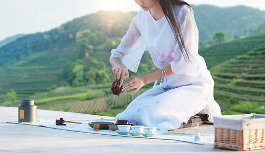 喝奶茶的美女茶与饮食健康设计图片