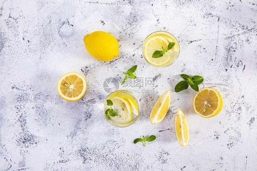 夏日柠檬冰饮图片