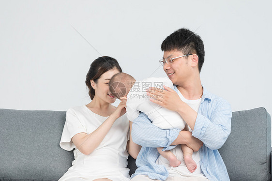 家庭生活父母婴儿