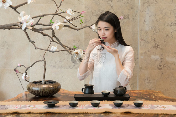 茶艺女性图片