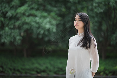 古风禅服女性背景图片