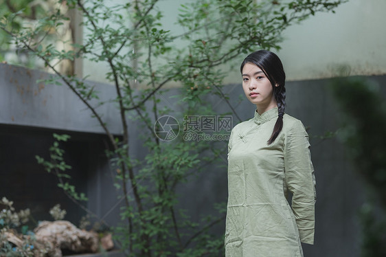 古风禅服女性图片