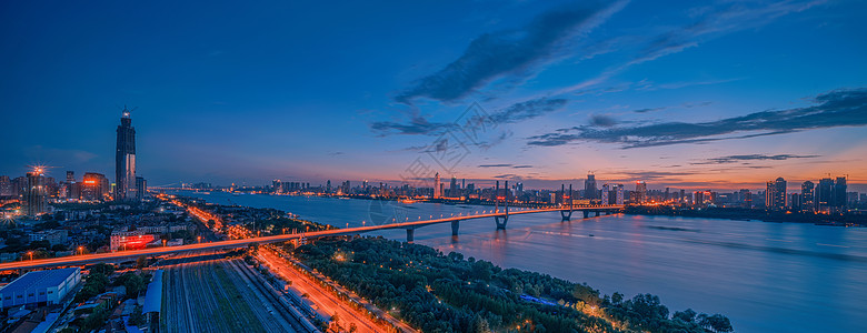 长江夜景晚霞下的武汉长江二桥全景长片背景