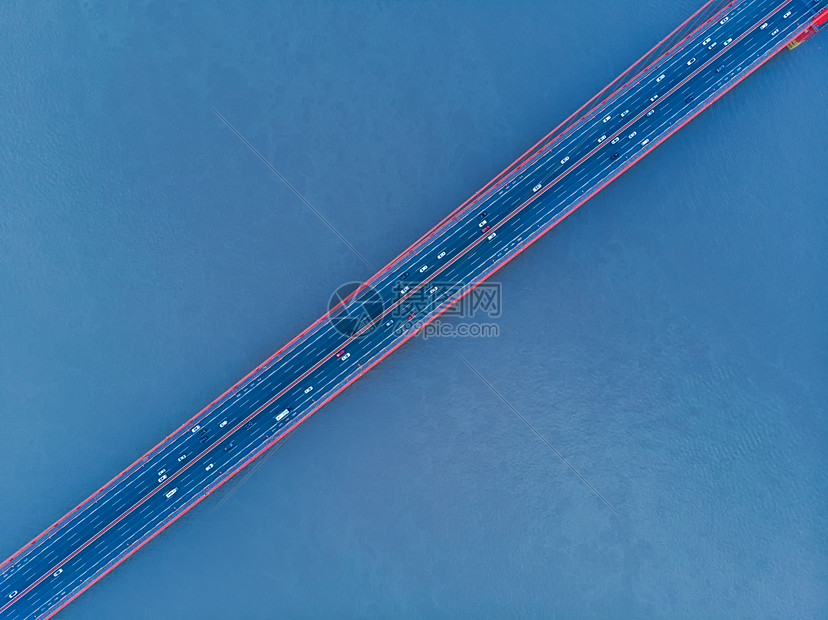 俯瞰武汉长江鹦鹉洲大桥图片
