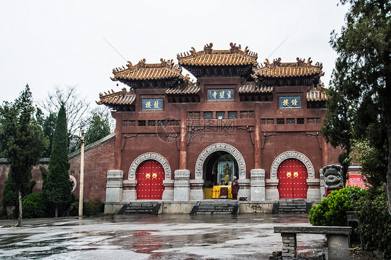 洛阳郊区玄奘寺