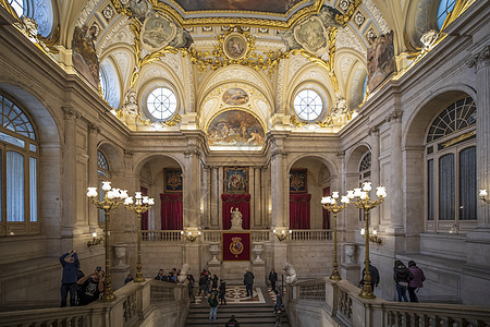 马德里皇宫背景图片