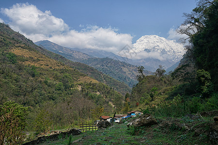 尼泊尔ABC徒步山路风光风景高清图片