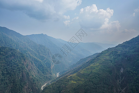 尼泊尔ABC徒步山路风光风景高清图片