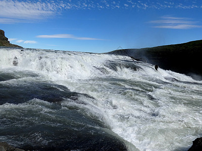 冰岛黄金瀑布第一级的大瀑布坡图片