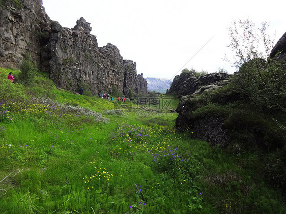 冰岛辛格维利尔国家公园北美和欧亚板块地质分裂缝图片