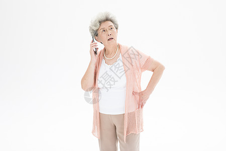 老人散步老年奶奶打电话背景