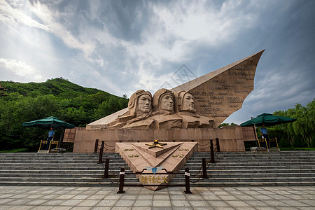 空军战士和飞机空中之魂背景