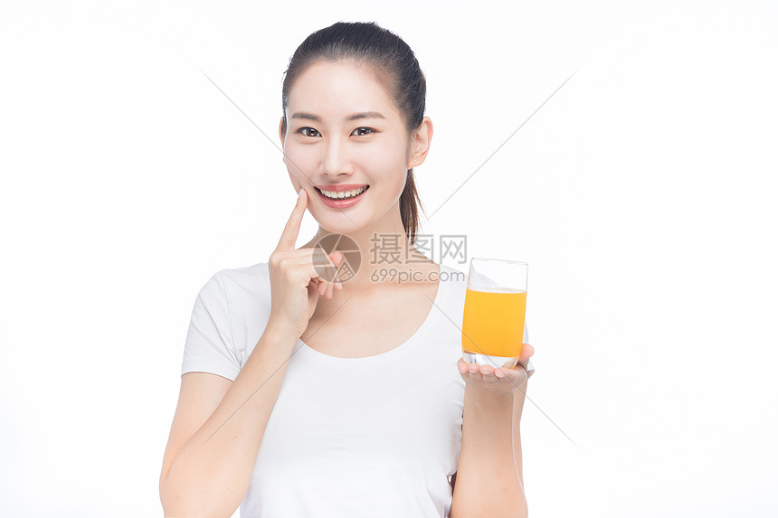 美女喝果汁图片