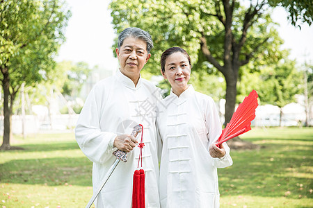 老年人太极锻炼图片