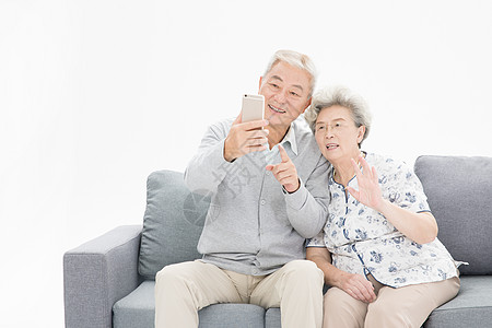 老年夫妇视频通话图片