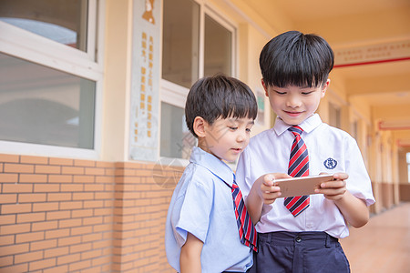 手机学习小学生玩手机游戏背景