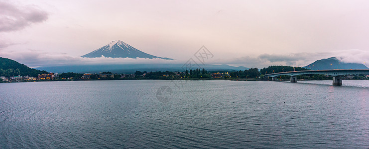 日本富士山河口湖高清图片