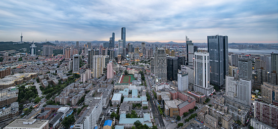 现代城市大连夜景图片