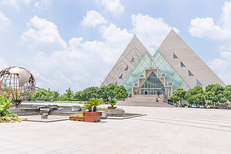 大学图书馆广场校园高清图片