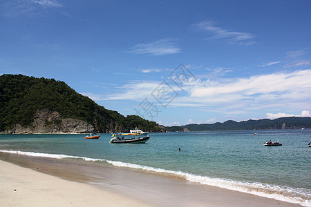 哥斯达黎加风光蓝天碧海银沙滩图片