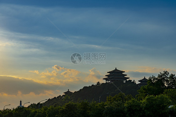 远景的景山图片