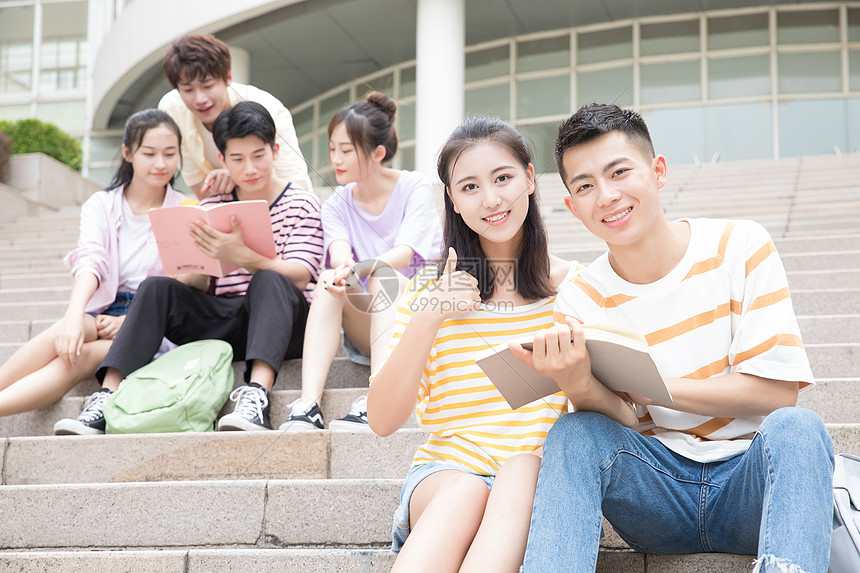 大学生校园学习生活