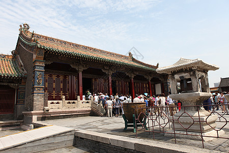 沈阳盛京大剧院沈阳故宫背景