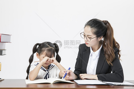 女教师和学生图片