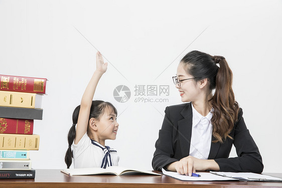 女教师和学生图片