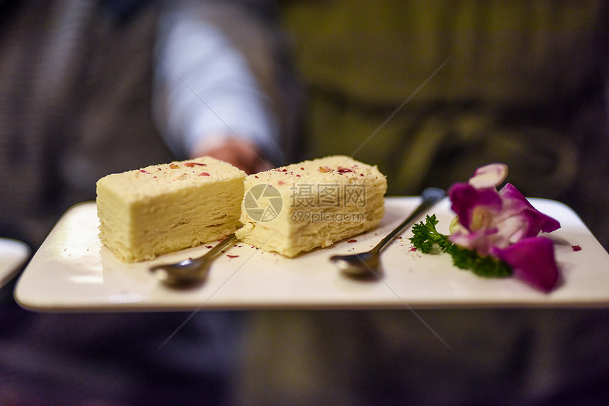 新疆特产甜品羊奶酥图片