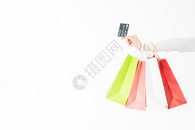 女性购物信用卡支付特写图片