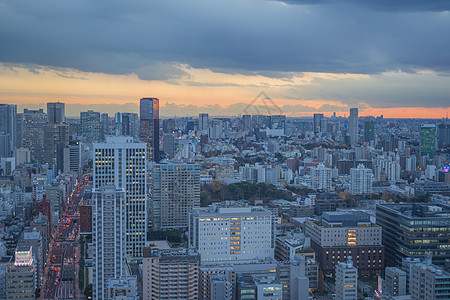 四周摩天大楼日本东京铁塔俯瞰东京四周背景