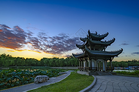 北京陶然亭风雨同舟亭背景