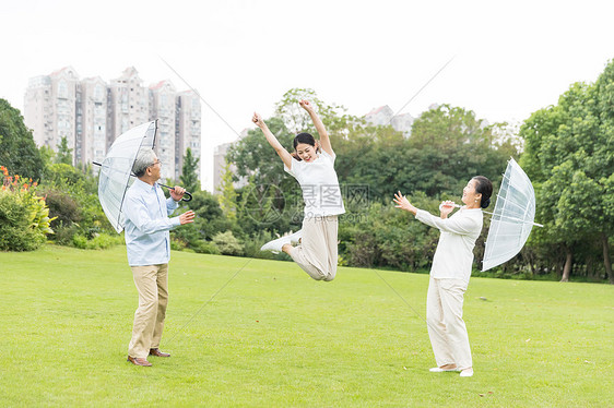 幸福的一家人图片