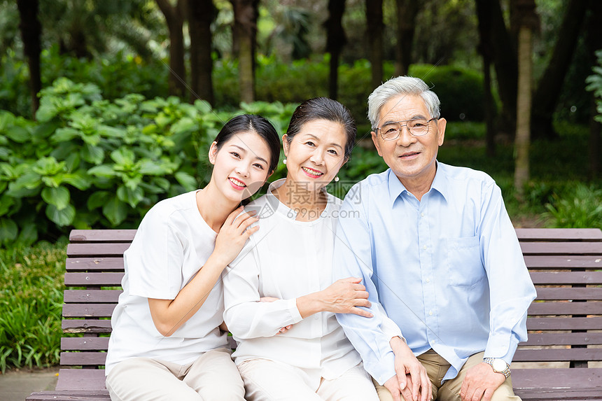 幸福的一家人图片