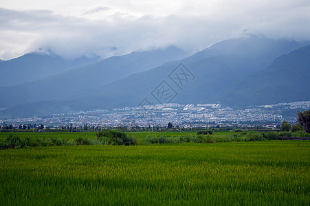 云南大理苍山洱海背景