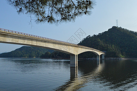 杭州人文杭州千岛湖风景区的桥背景