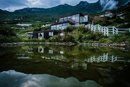 浮云牧场山景高清图片