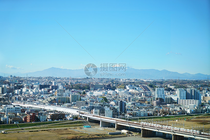 航拍日本东京城市建筑群图片