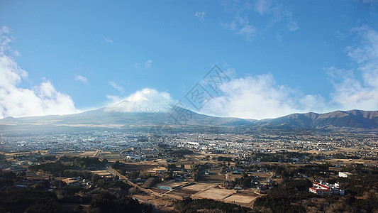 航拍日本富士山背景